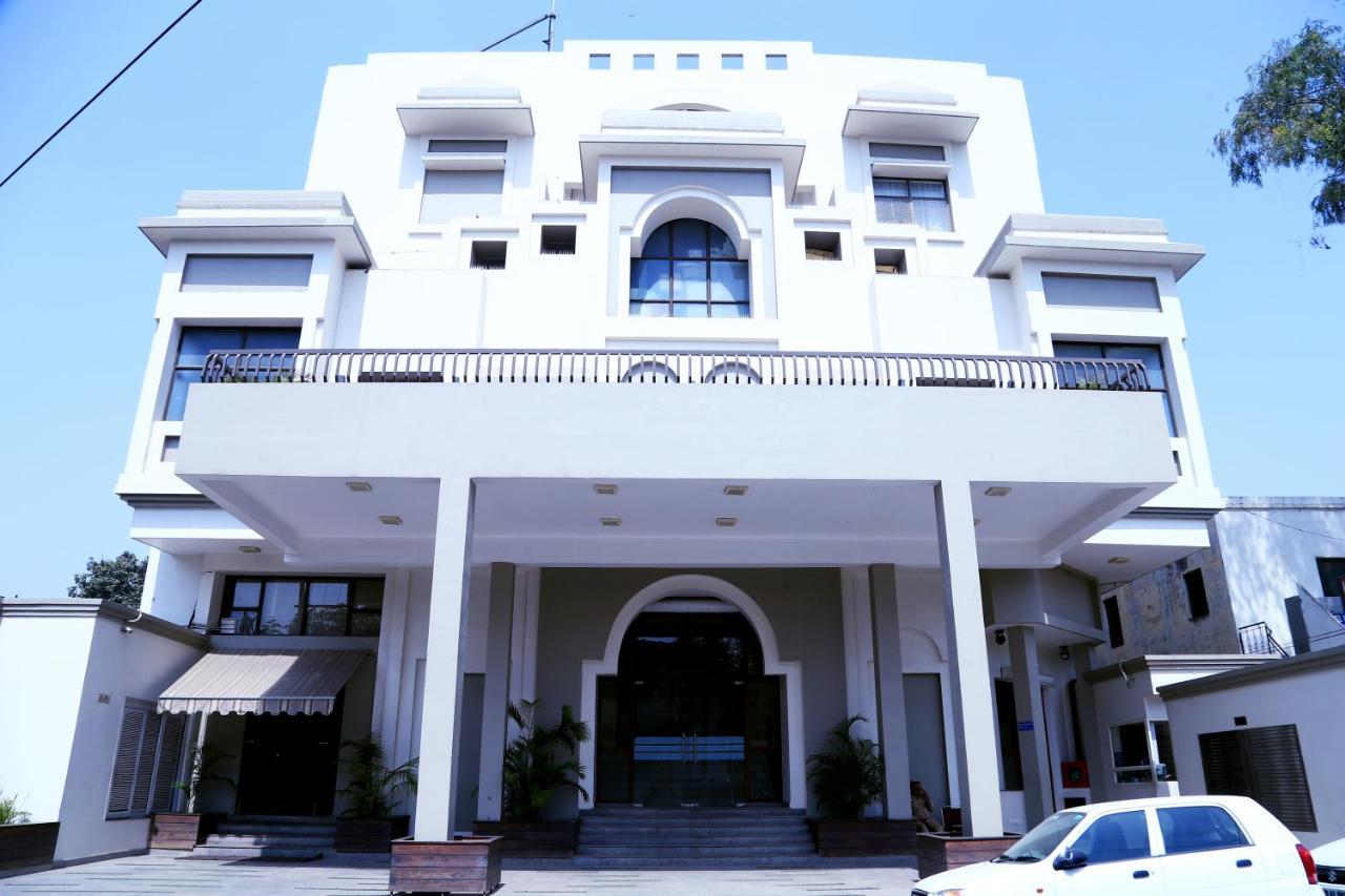 Hotel Rajmahal Moradabad Exterior photo